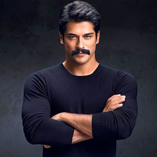 Burak Özçivit
